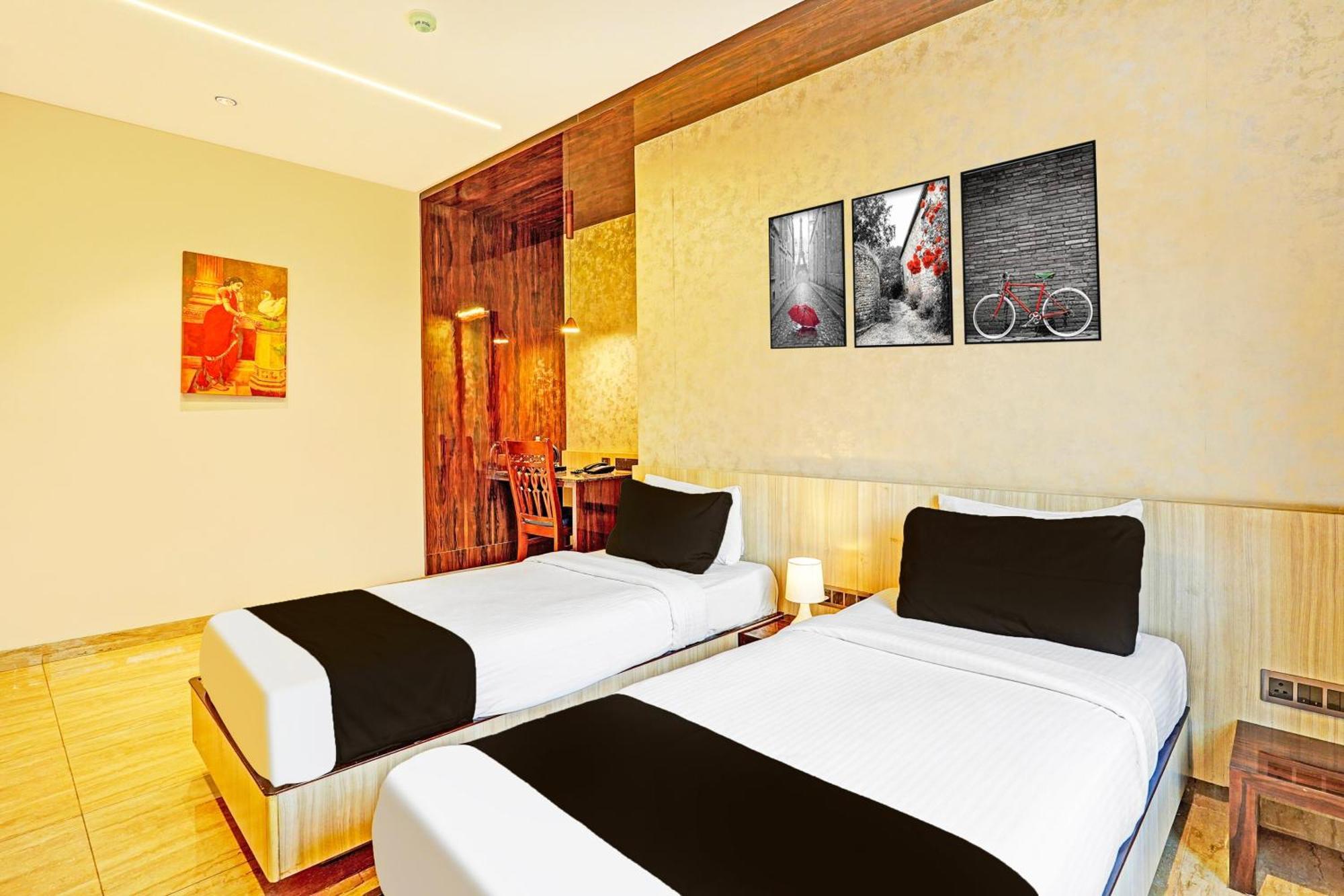 Super Townhouse Indiranagar Hotel Bangalore Bagian luar foto